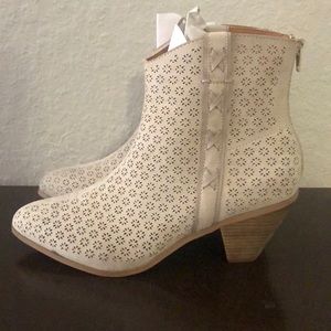 Cato Cone Heel Booties